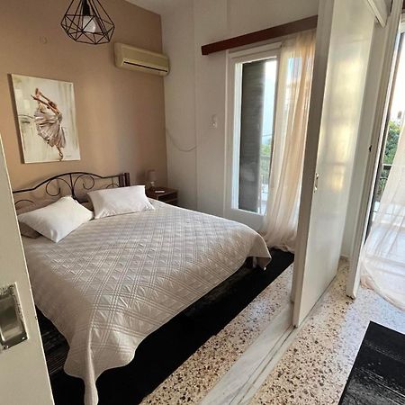 Sea View Apartments Near Athens Airport アルテミダ エクステリア 写真