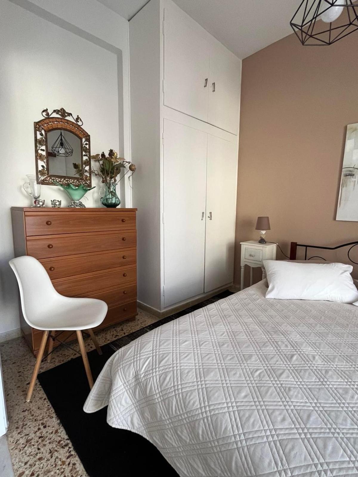 Sea View Apartments Near Athens Airport アルテミダ エクステリア 写真