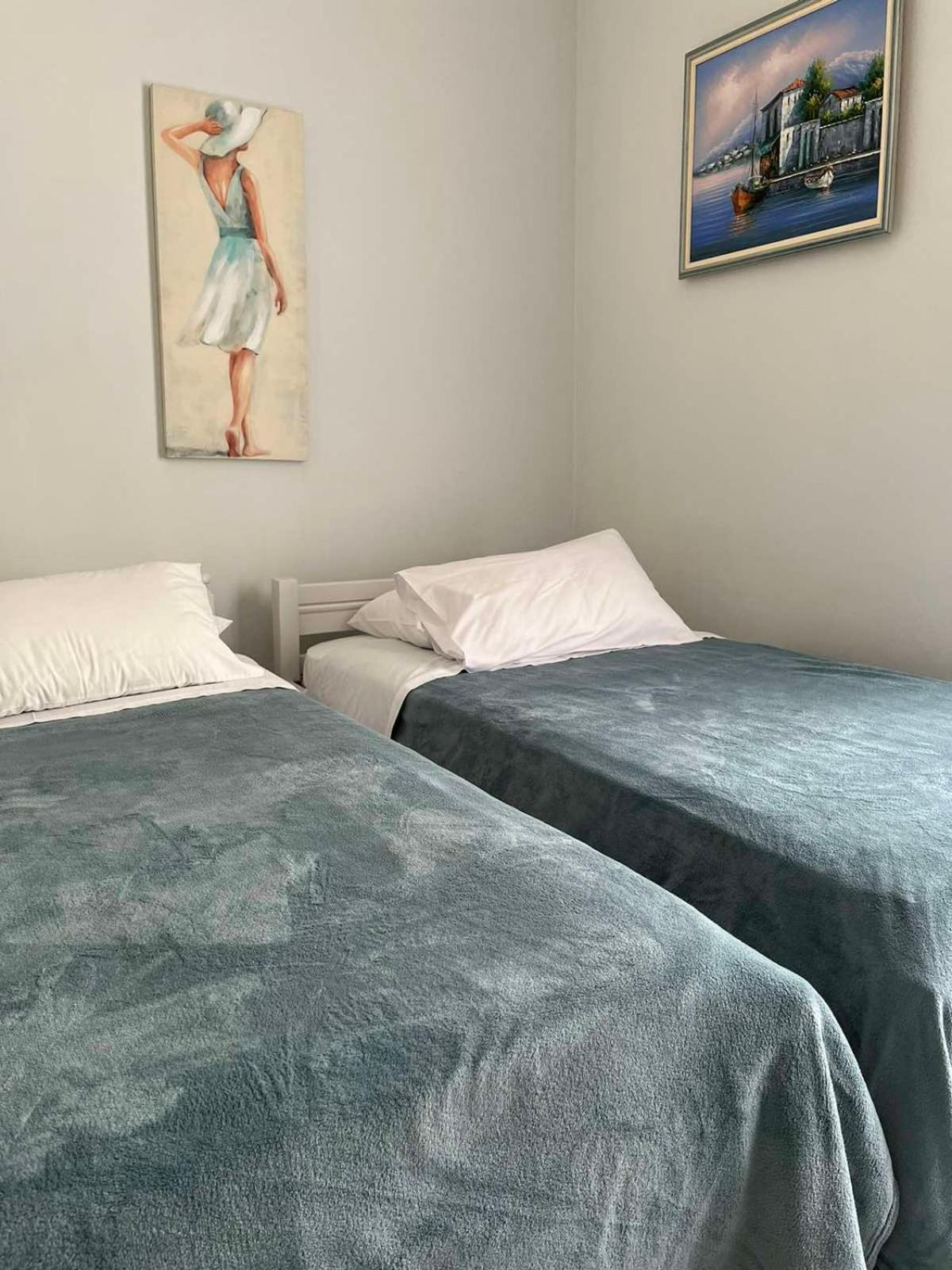 Sea View Apartments Near Athens Airport アルテミダ エクステリア 写真