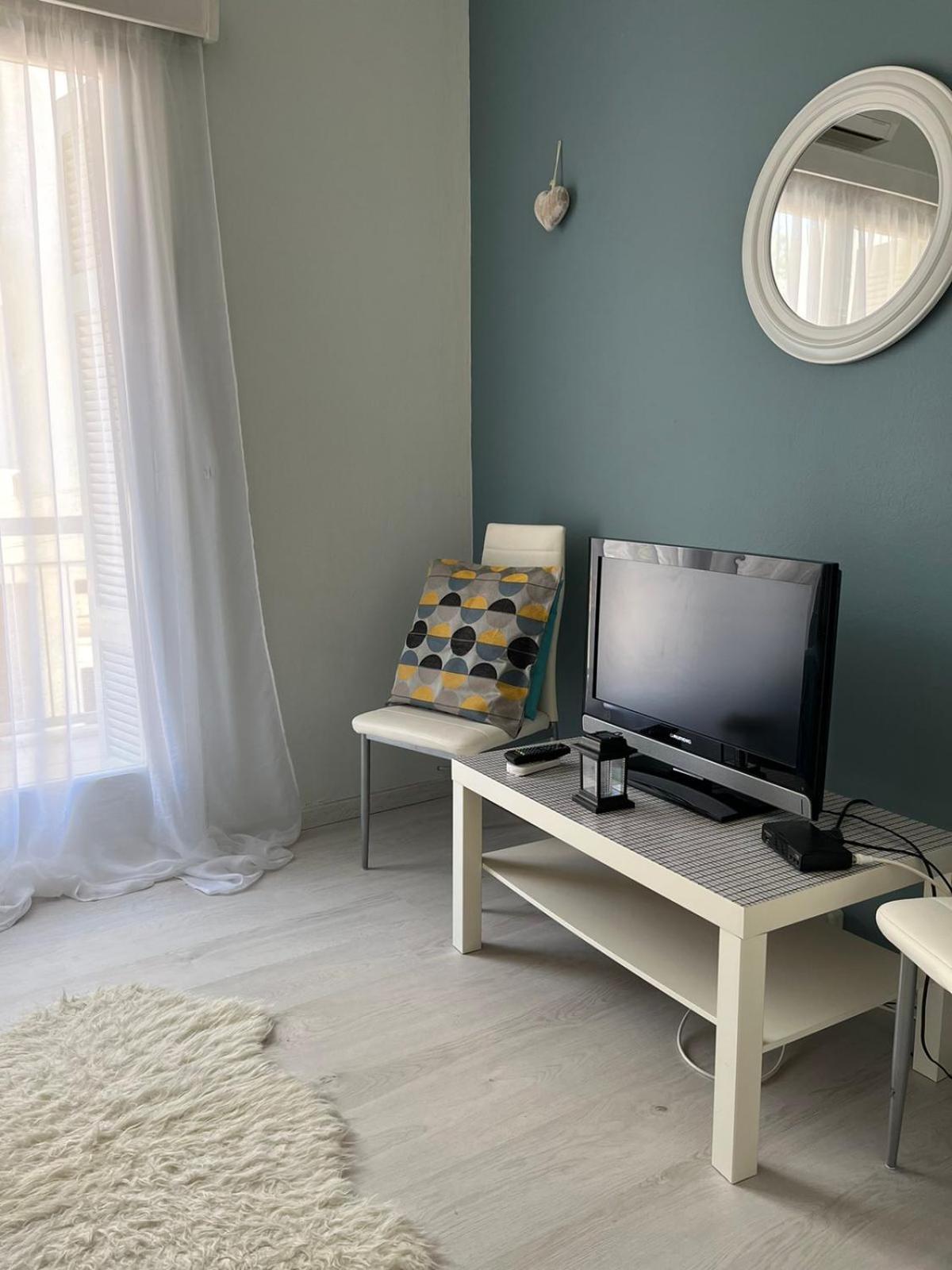 Sea View Apartments Near Athens Airport アルテミダ エクステリア 写真